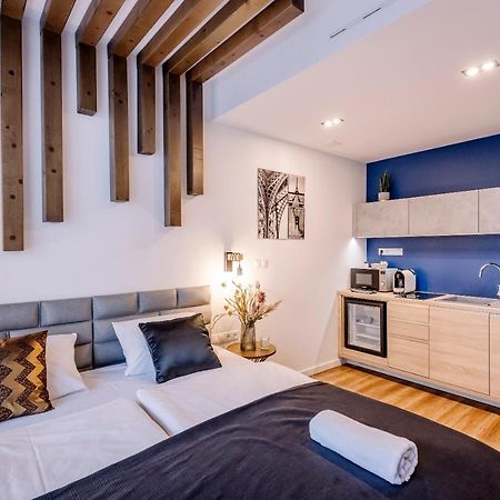 Amade Apartments Győr Zewnętrze zdjęcie